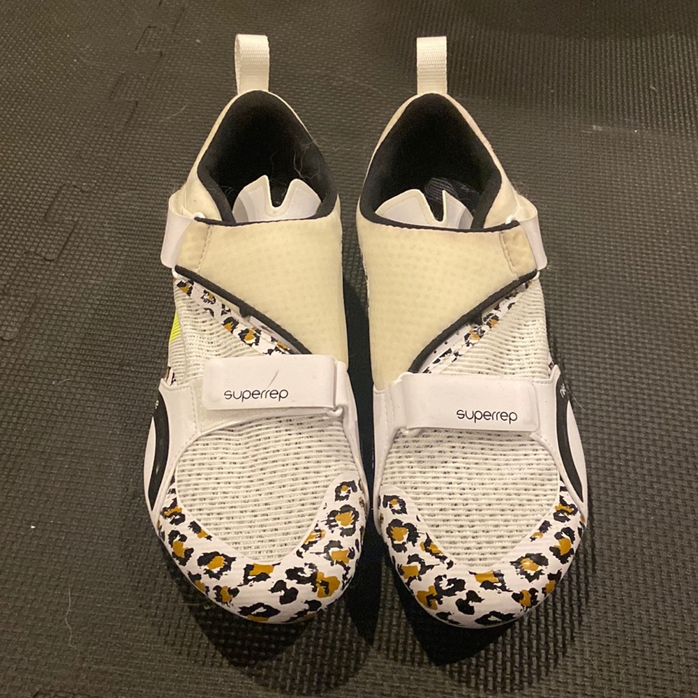 Nike cycle shoes